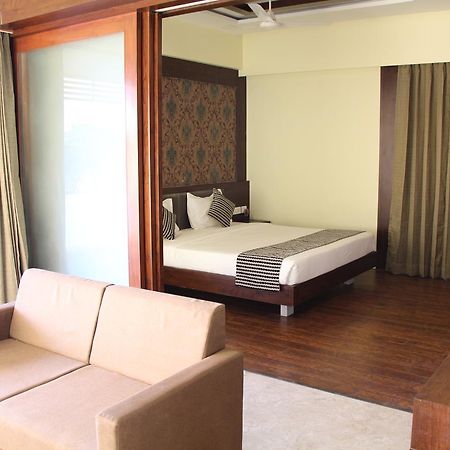 Krishna Beach Resorts - Diu Bagian luar foto