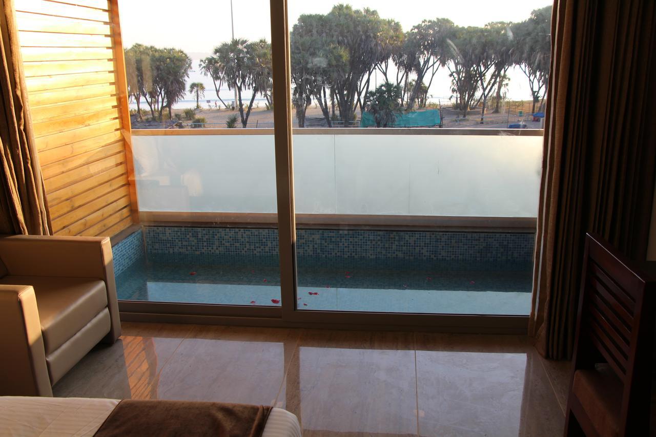 Krishna Beach Resorts - Diu Bagian luar foto