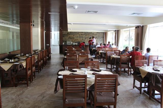 Krishna Beach Resorts - Diu Bagian luar foto